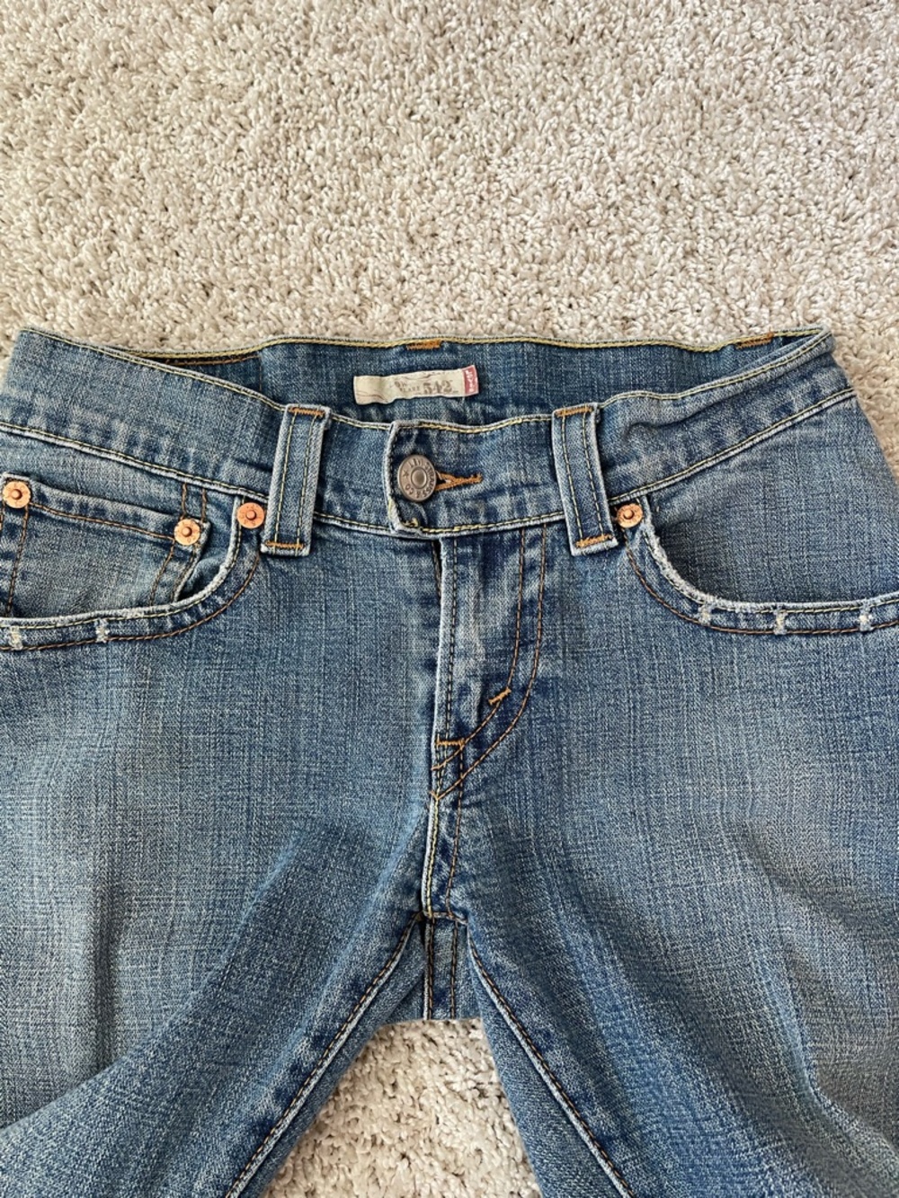 Levi's Medium Wash Blue Straight-Leg Women's Jeans size 4